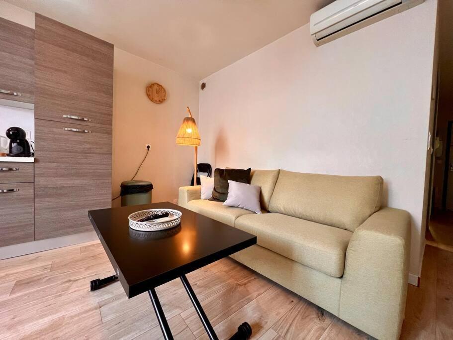 Apartment 4 Prsn Au Pied De La Citadelle *